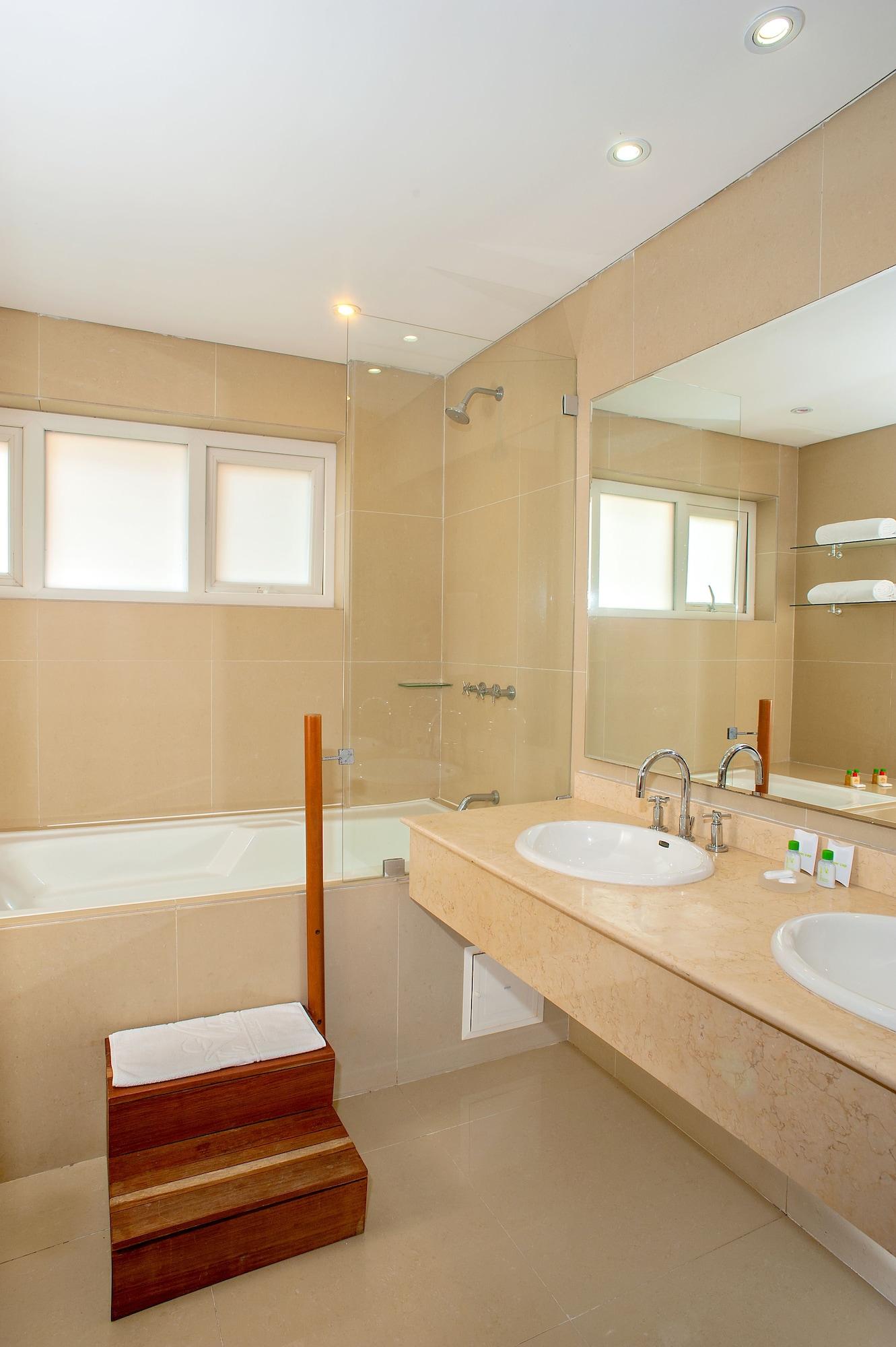 Wyndham Garden Villavicencio Rnt 26993 Restrepo  Exterior photo